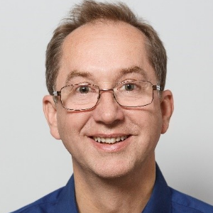 Thomas Jaenisch，医学博士